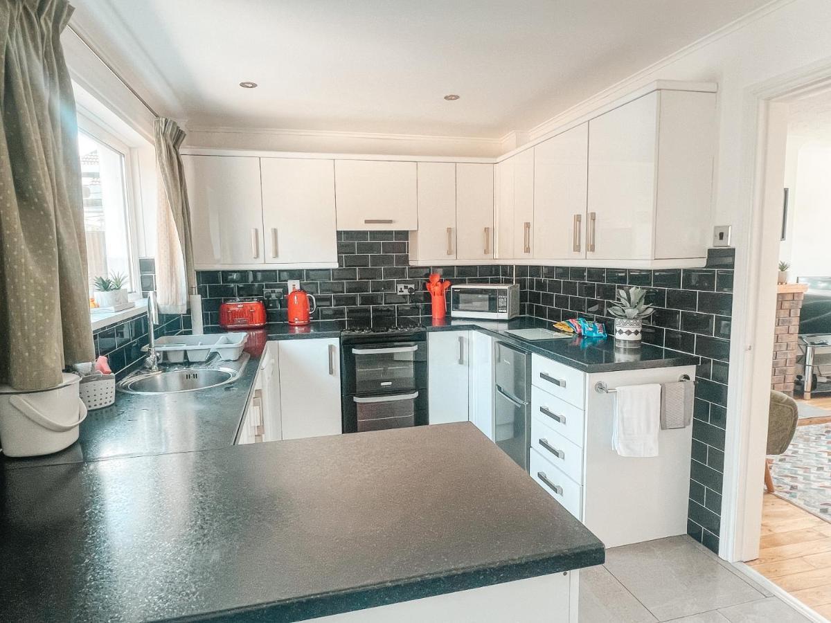 Staybynumbers - Spacious Three Bed House Royal Χίλσμπορο Εξωτερικό φωτογραφία